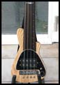 Auxan Traveller bass